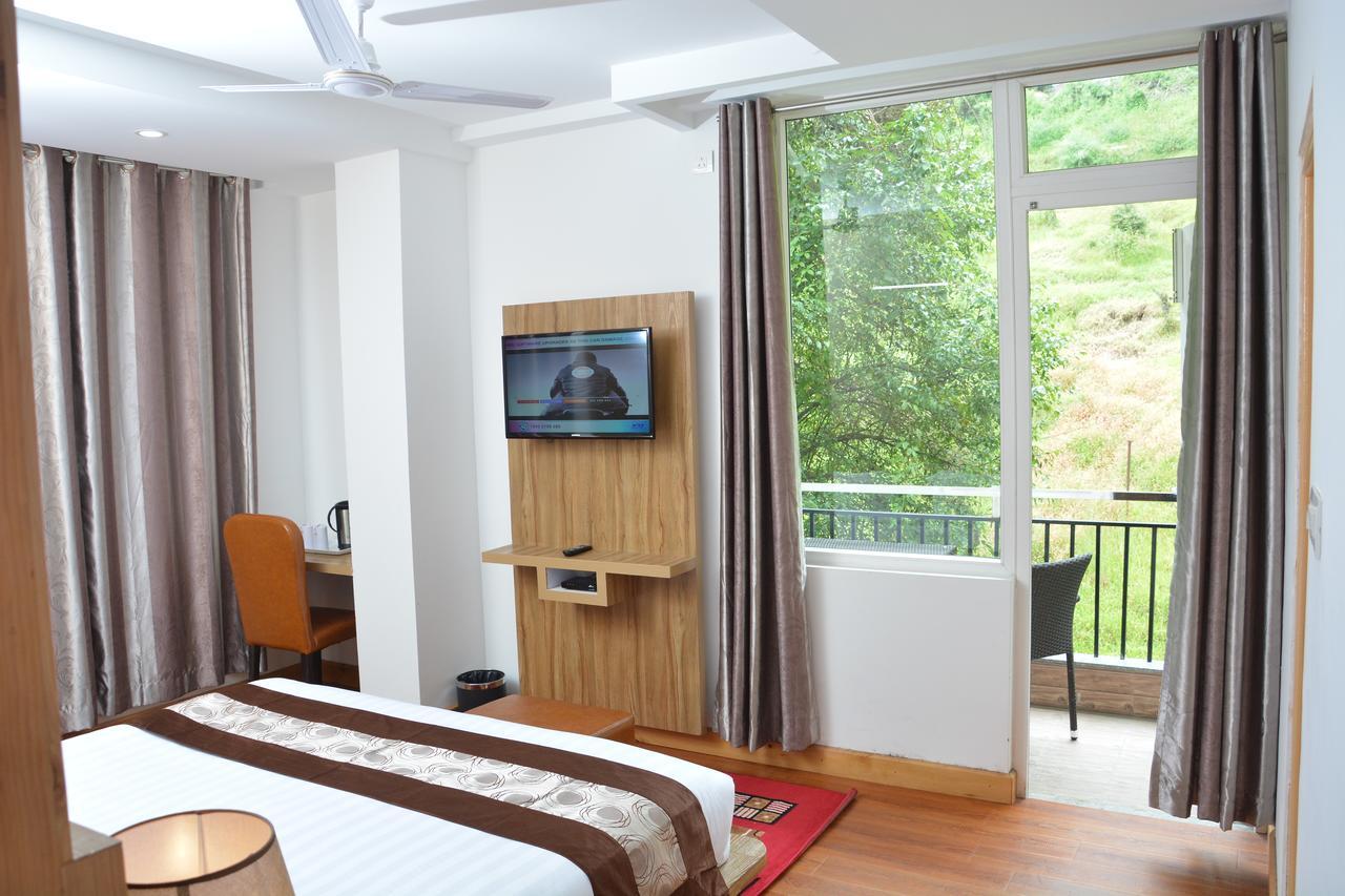 Hotel Shiva Sanctuary McLeod Ganj Exterior photo